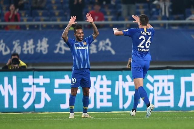 亚运会举重首日：朝鲜获双金 中国选手赵金兰斩获银牌